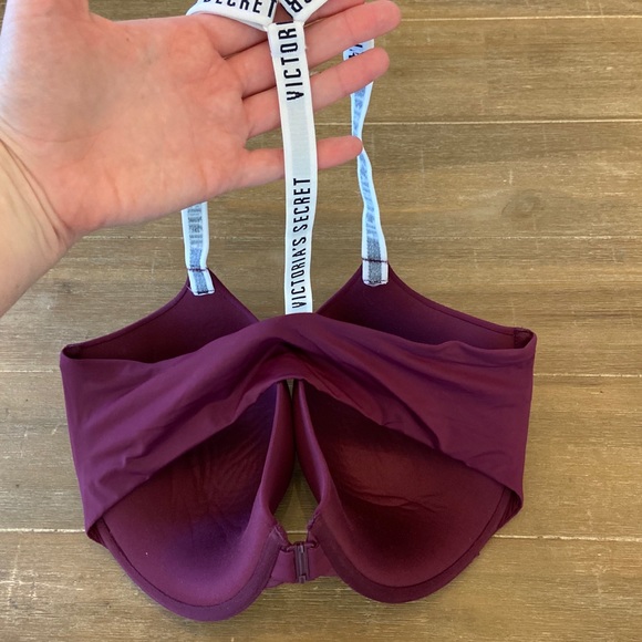 Victoria secret razor back bra. - Picture 2 of 4